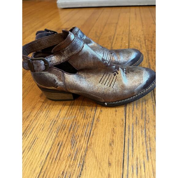 Sbicca Shoes Womens Size 6.5 Bronze Cutout Ankle Boots Western Buckle Leather - Picture 4 of 9